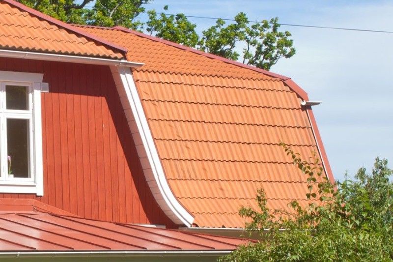 Omläggning av valmat tak till villägare. Älvsjö Brännkyrka